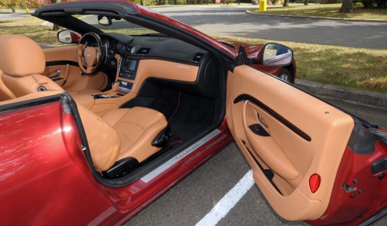 
								2016 Maserati GranTurismo Convertible full									