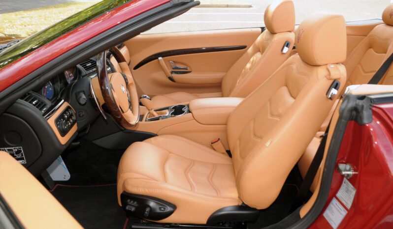 
								2016 Maserati GranTurismo Convertible full									