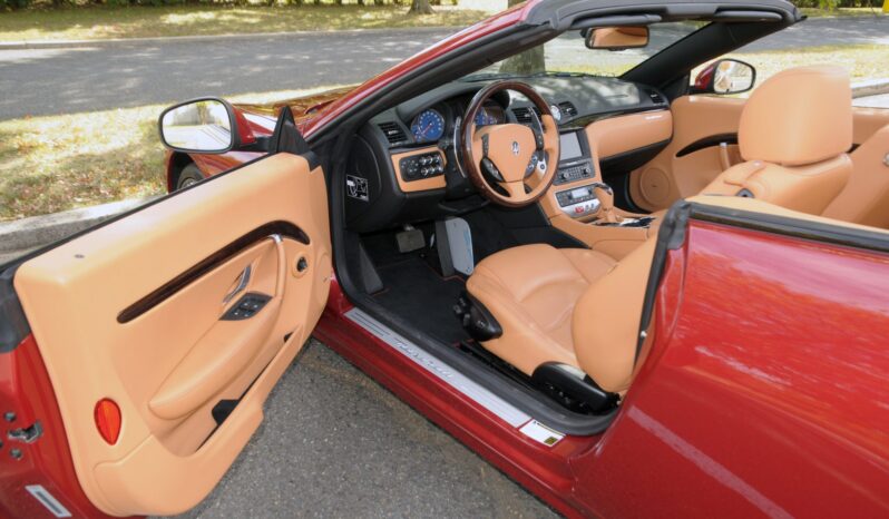 
								2016 Maserati GranTurismo Convertible full									