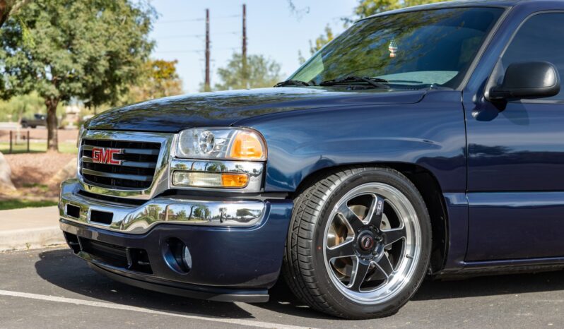 
								2005 GMC Sierra 1500 SLE full									