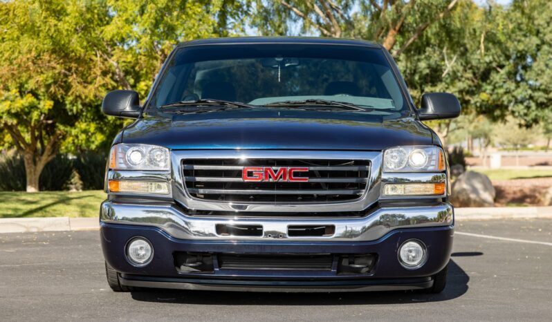 
								2005 GMC Sierra 1500 SLE full									