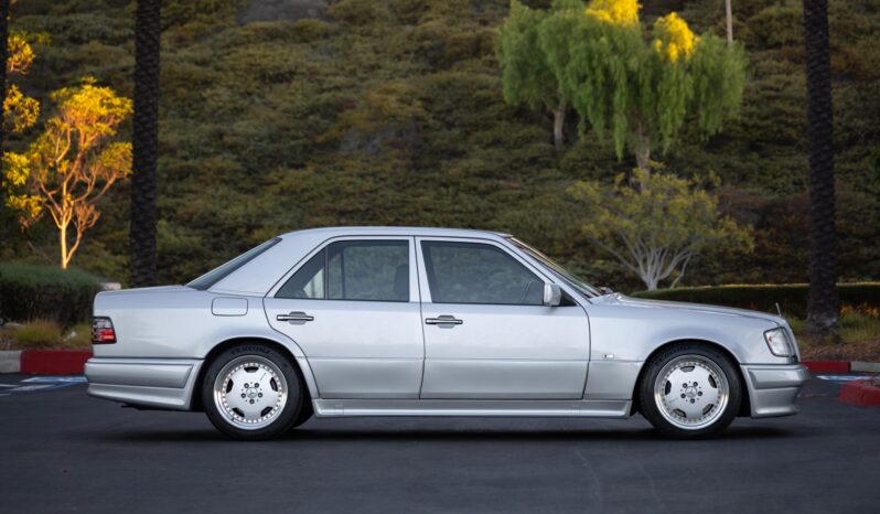 
								1995 Mercedes-Benz E500 Limited AMG 6.0 full									