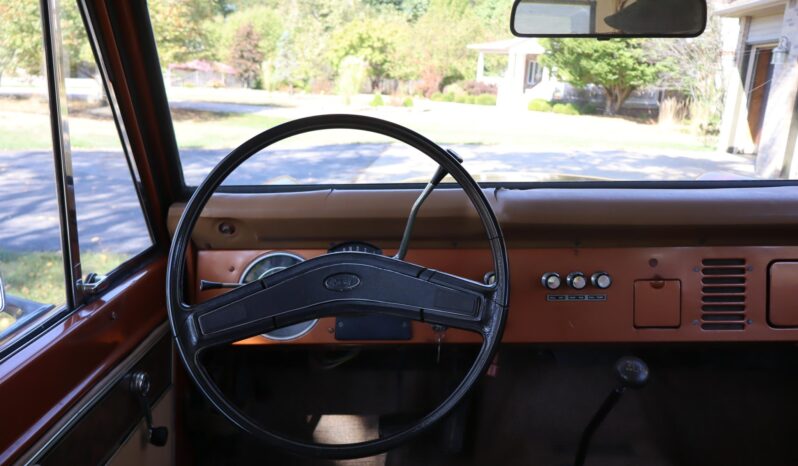 
								1974 Ford Bronco 302 full									