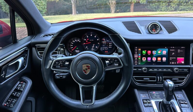 
								2021 Porsche Macan full									