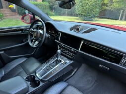 
										2021 Porsche Macan full									