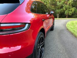 
										2021 Porsche Macan full									