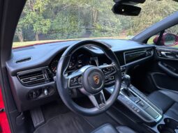 
										2021 Porsche Macan full									