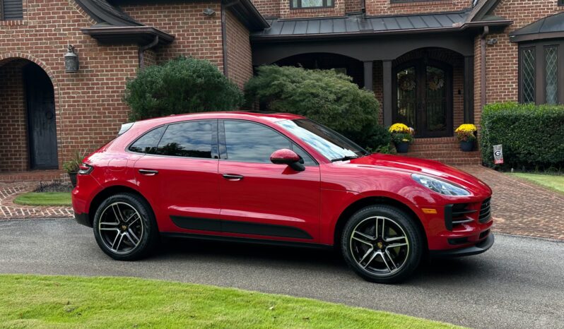 
								2021 Porsche Macan full									