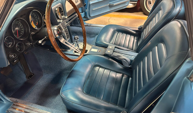 
								1966 Chevrolet Corvette Convertible L72 427 425 4-Speed full									