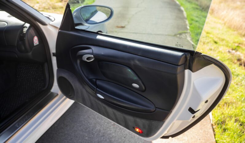 
								2004 Porsche 911 Turbo Cabriolet 6-Speed full									