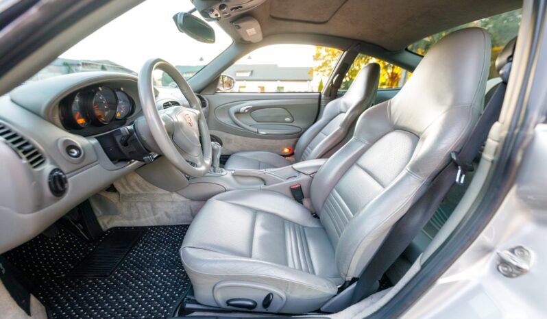 
								2004 Porsche 911 Carrera 4S Coupe X51 6-Speed full									