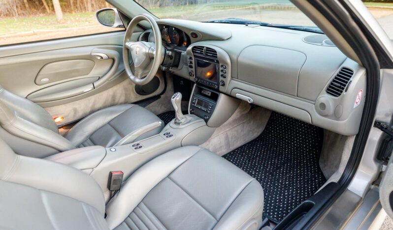 
								2004 Porsche 911 Carrera 4S Coupe X51 6-Speed full									