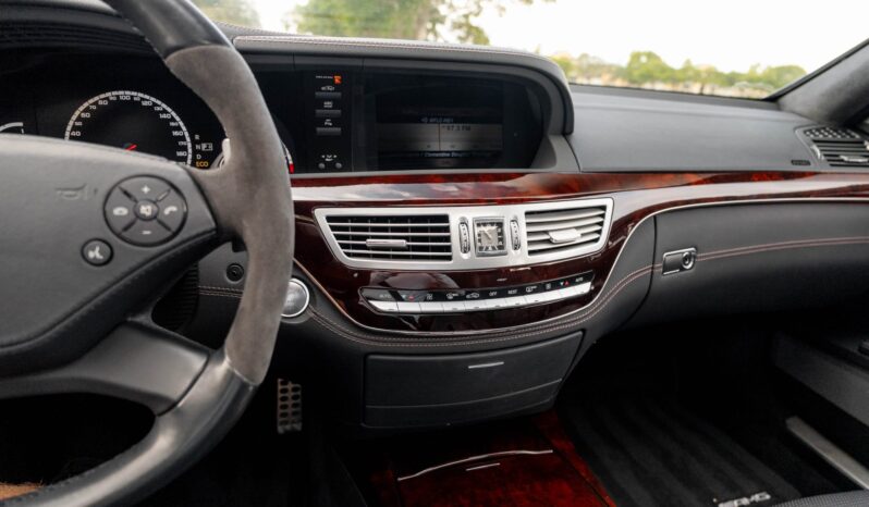 
								2011 Mercedes-Benz S63 AMG P30 full									