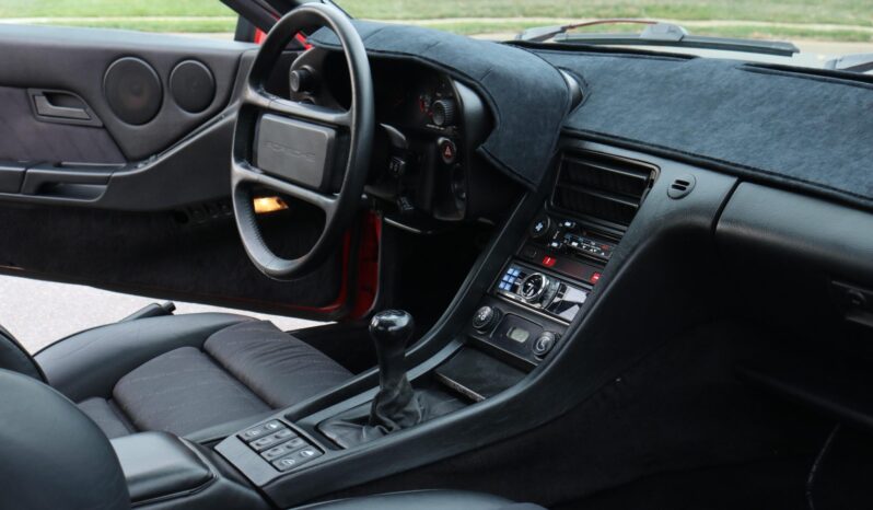 
								1987 Porsche 928 S4 5-Speed full									