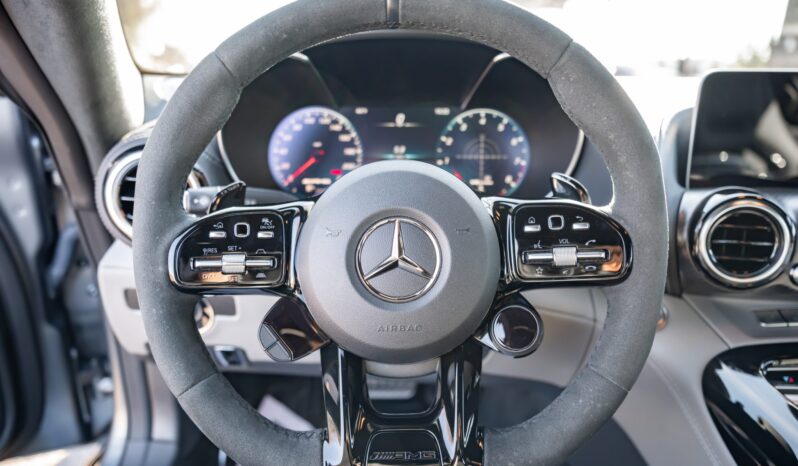 
								2020 Mercedes-AMG GT C Roadster full									