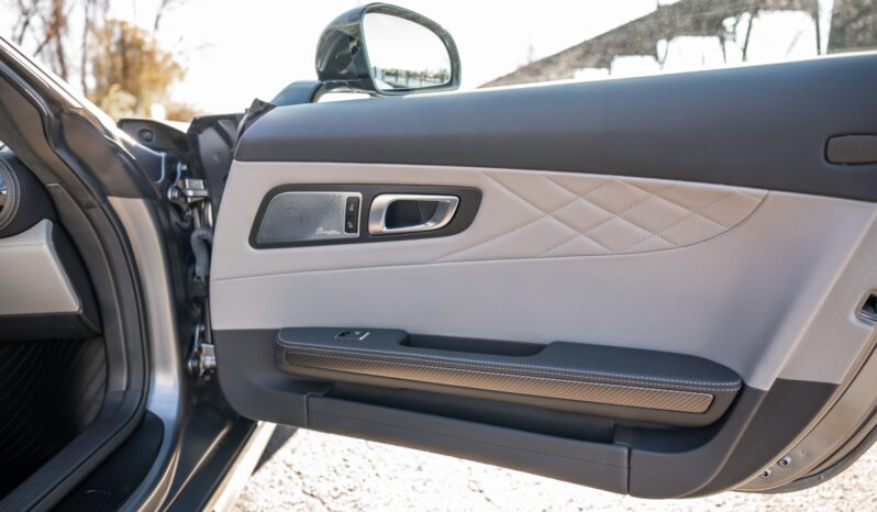 
								2020 Mercedes-AMG GT C Roadster full									