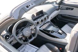 
										2020 Mercedes-AMG GT C Roadster full									