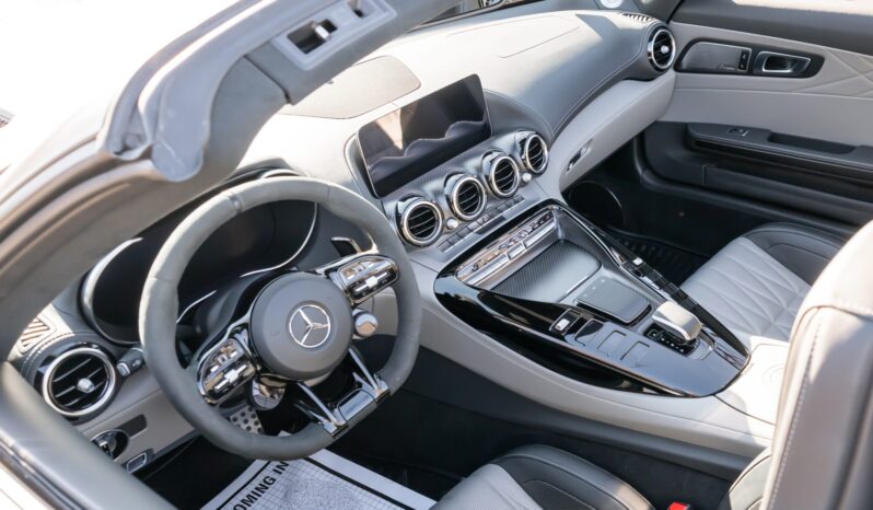 
								2020 Mercedes-AMG GT C Roadster full									