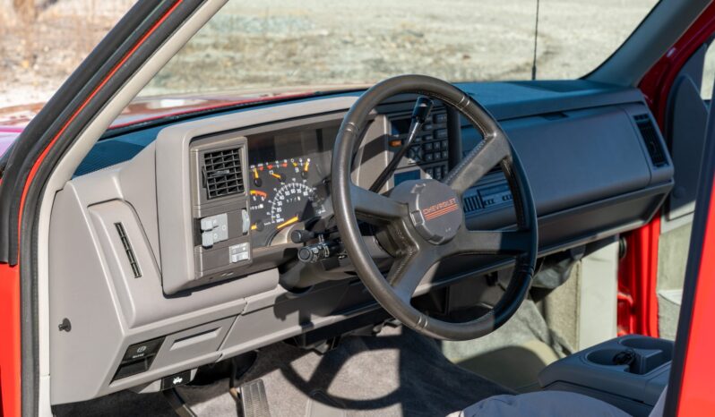 
								1993 Chevrolet 454 SS full									