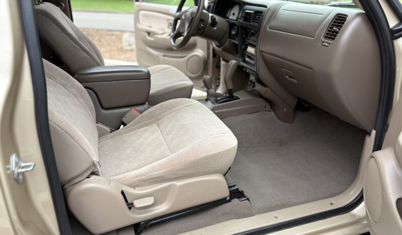 
								2004 Toyota Tacoma SR5 Xtracab TRD V6 4×4 full									