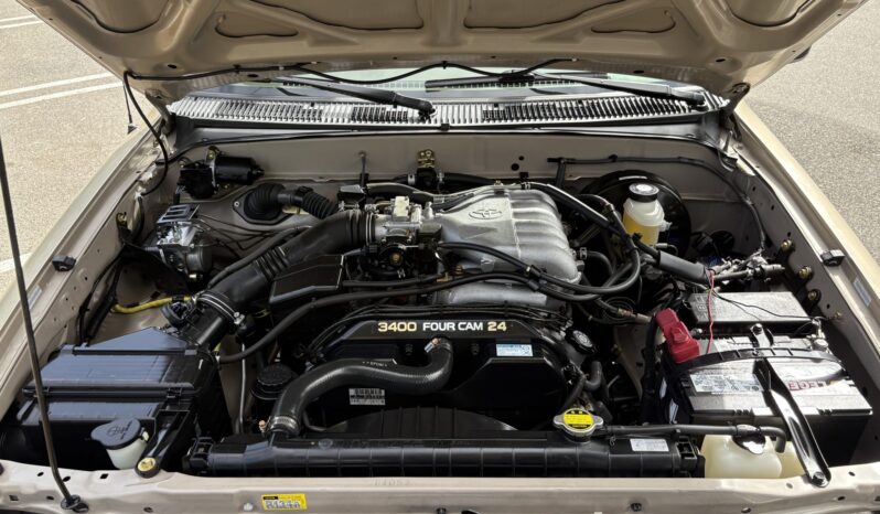 
								2004 Toyota Tacoma SR5 Xtracab TRD V6 4×4 full									