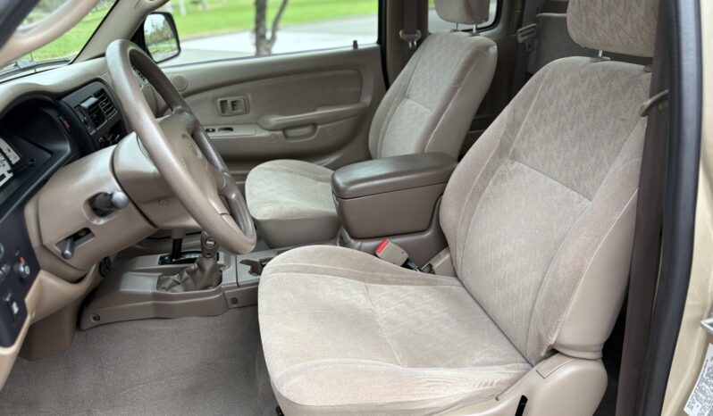 
								2004 Toyota Tacoma SR5 Xtracab TRD V6 4×4 full									