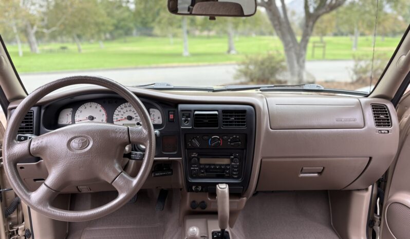 
								2004 Toyota Tacoma SR5 Xtracab TRD V6 4×4 full									