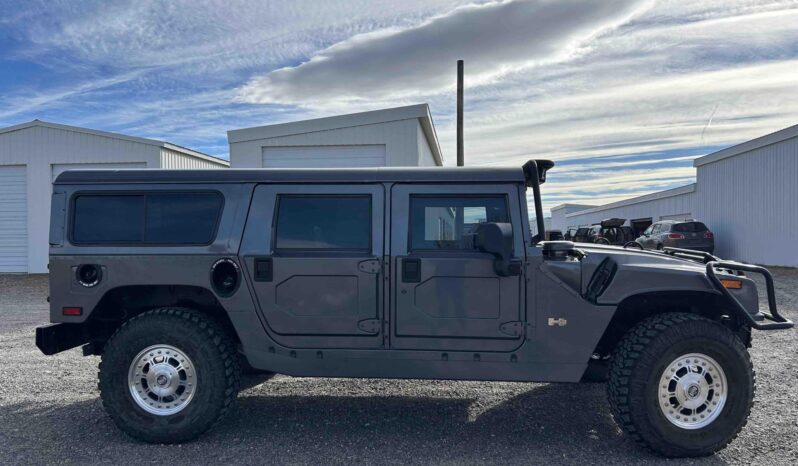 
								2003 Hummer H1 Wagon full									