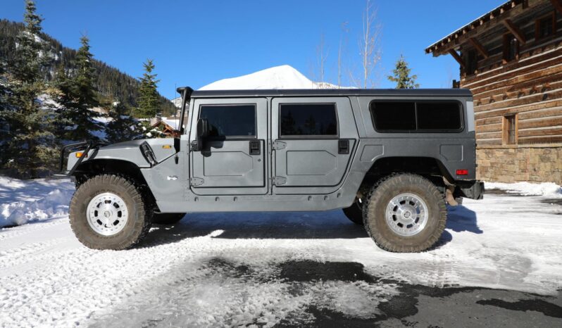 2003 Hummer H1 Wagon 1
