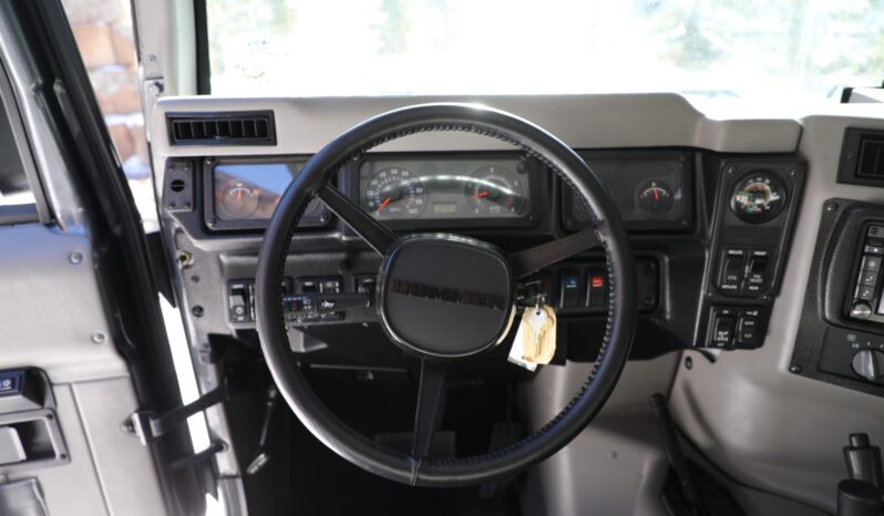 
								2003 Hummer H1 Wagon full									