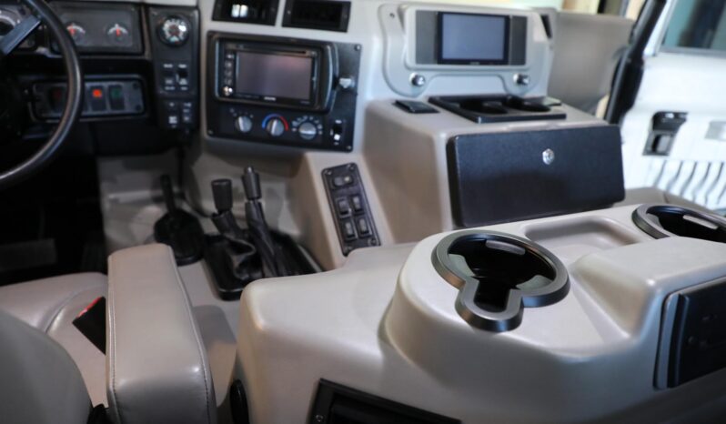 
								2003 Hummer H1 Wagon full									