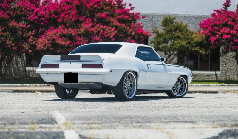 
								1969 Chevrolet Camaro LS3 Custom Restomod full									