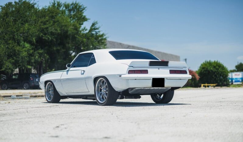 
								1969 Chevrolet Camaro LS3 Custom Restomod full									
