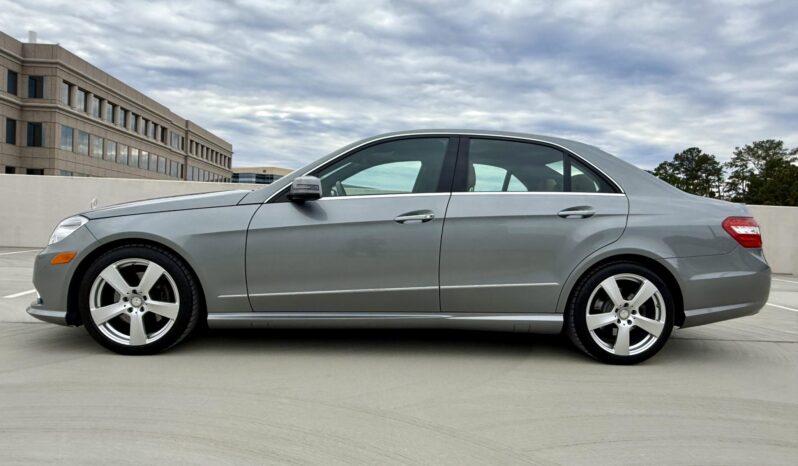 
								2010 Mercedes-Benz E350 Sedan full									
