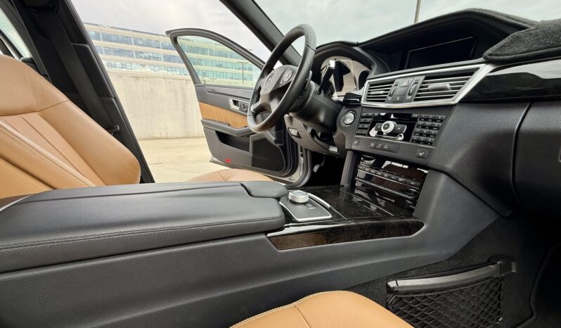 
								2010 Mercedes-Benz E350 Sedan full									