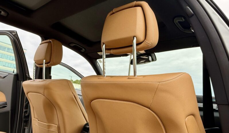 
								2010 Mercedes-Benz E350 Sedan full									