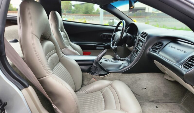 
								1999 Chevrolet Corvette Coupe 6-Speed full									