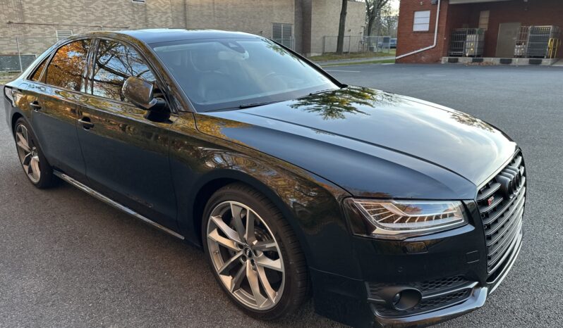 
								2018 Audi S8 Plus full									