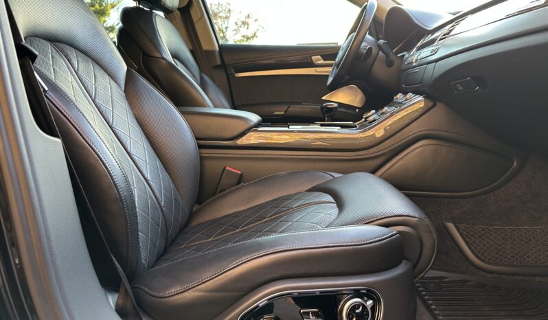 
								2018 Audi S8 Plus full									