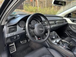
										2018 Audi S8 Plus full									