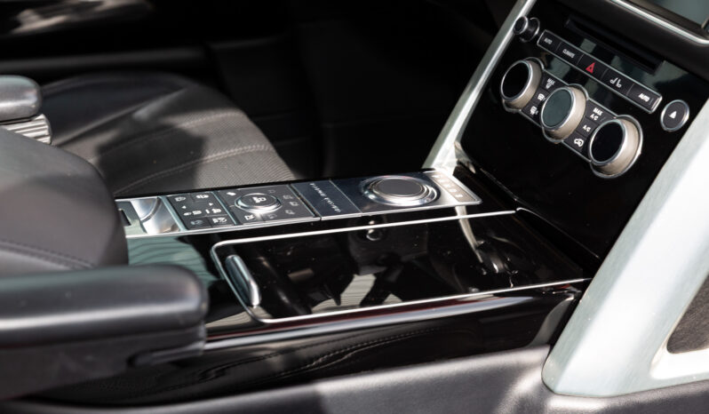 
								2016 Land Rover Range Rover Supercharged full									