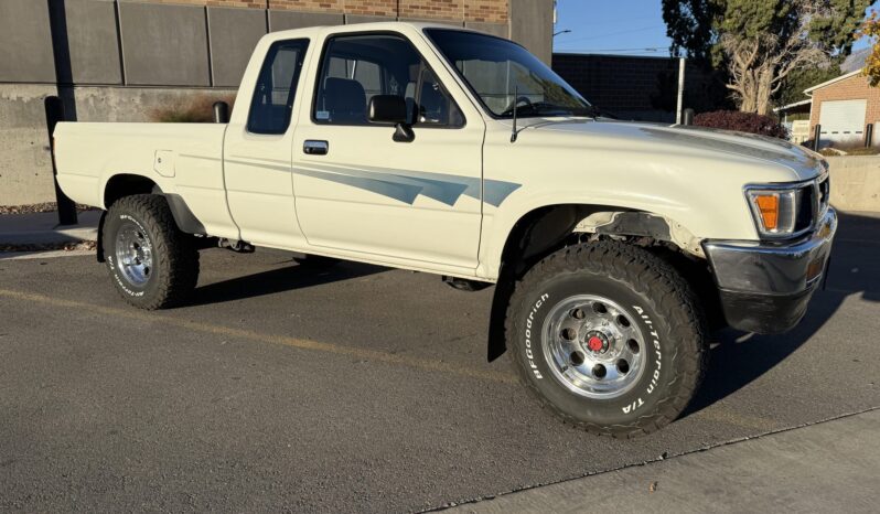 
								1992 Toyota Pickup XtraCab full									