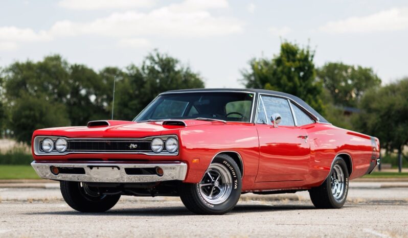 
								1969 Dodge Super Bee 440 Frame off Restoration full									