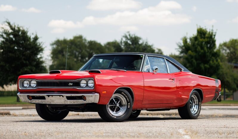 
								1969 Dodge Super Bee 440 Frame off Restoration full									