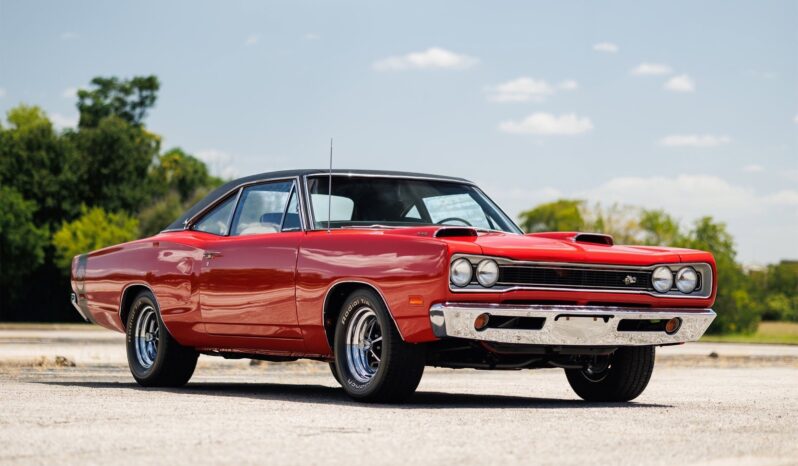 
								1969 Dodge Super Bee 440 Frame off Restoration full									