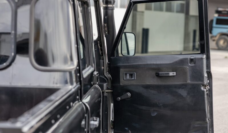 
								1995 Land Rover Defender 110 Pickup Conversion full									