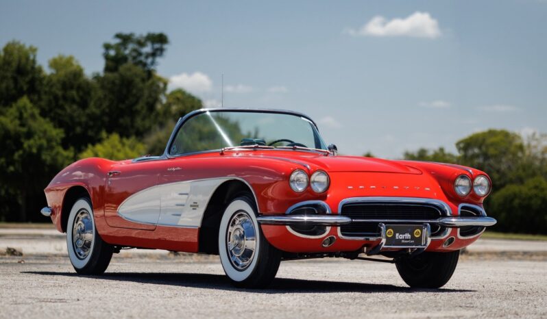 
								1961 Chevrolet Corvette Convertible Fuel-Injected 283 315 HP full									