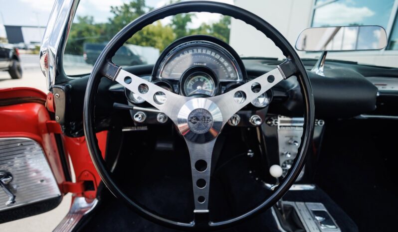 
								1961 Chevrolet Corvette Convertible Fuel-Injected 283 315 HP full									