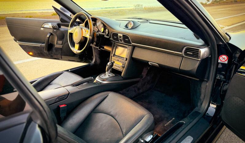 
								2009 Porsche 911 Carrera S Coupe full									