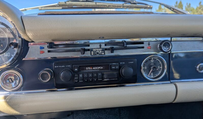 
								1968 Mercedes-Benz 280SL 4-Speed full									